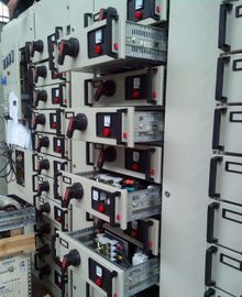 Pannello placcato di LV dell'apparecchiatura elettrica di comando del metallo di MNS per il centralino elettrico di Control Center di potere fornitore